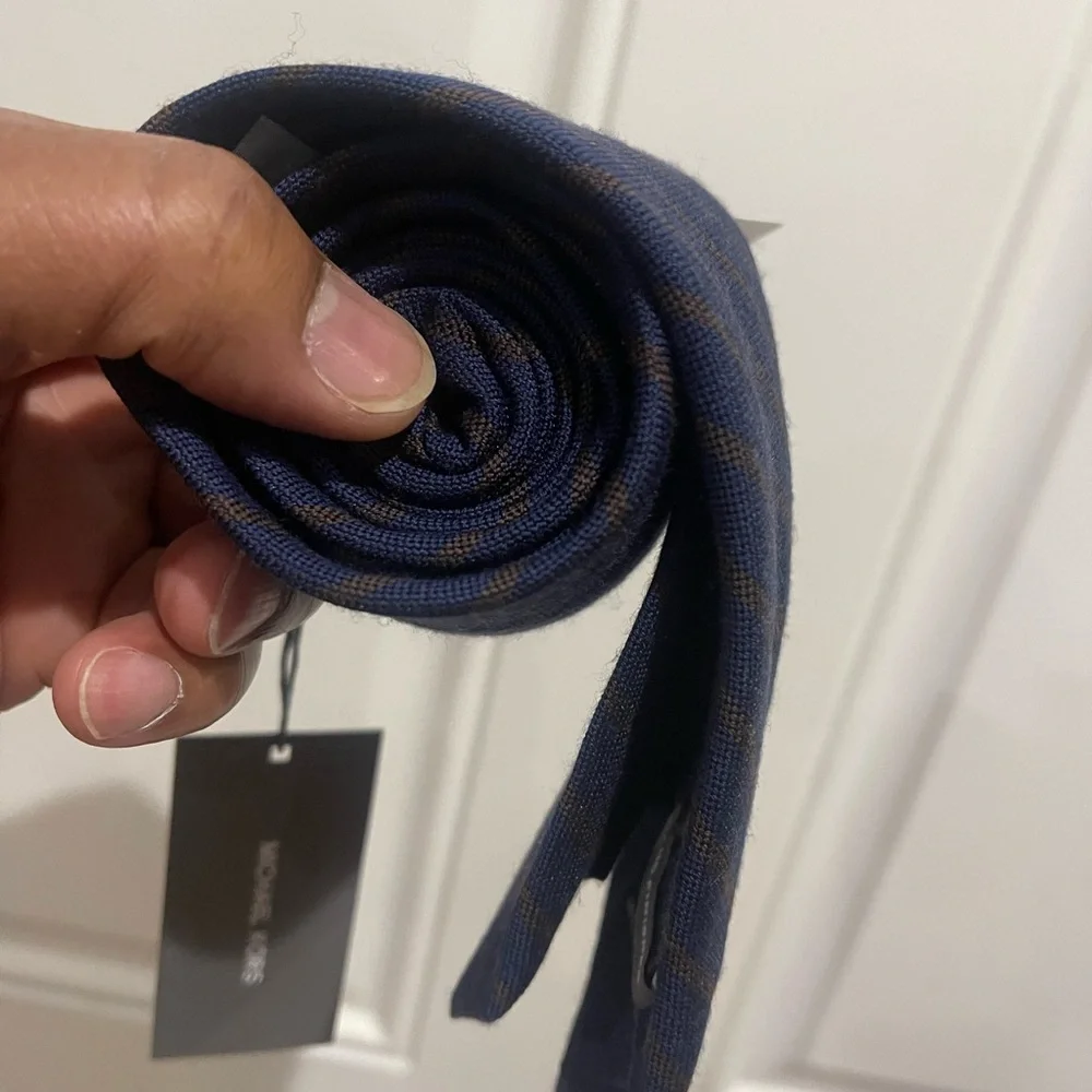 NWT Michael Kors Navy Tie with Brown Diagonal Stripe Sz OS - Picture 10 of 14